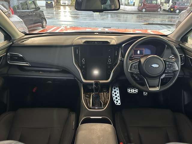 Subaru Legacy Outback 8