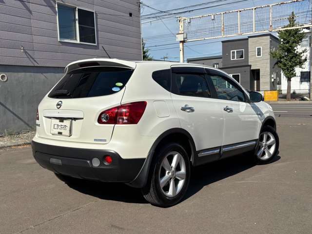 Nissan Dualis 5