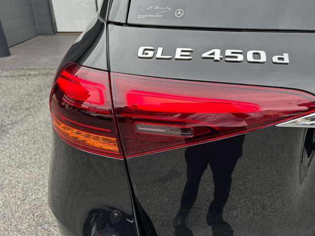 Mercedes-Benz GLE 12