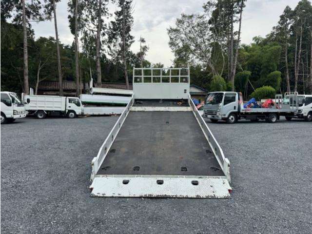 Mitsubishi Fuso Canter 11