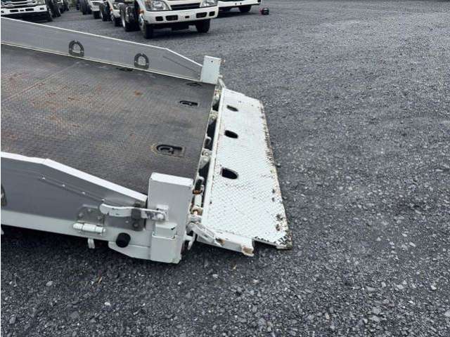 Mitsubishi Fuso Canter 12