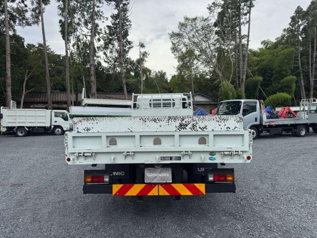 Mitsubishi Fuso Canter 10