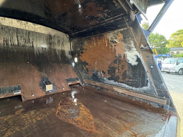 Mitsubishi Fuso Canter 12