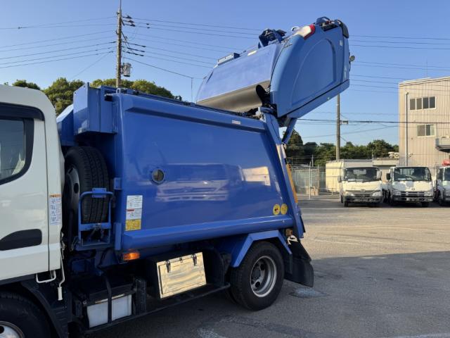 Mitsubishi Fuso Canter 5