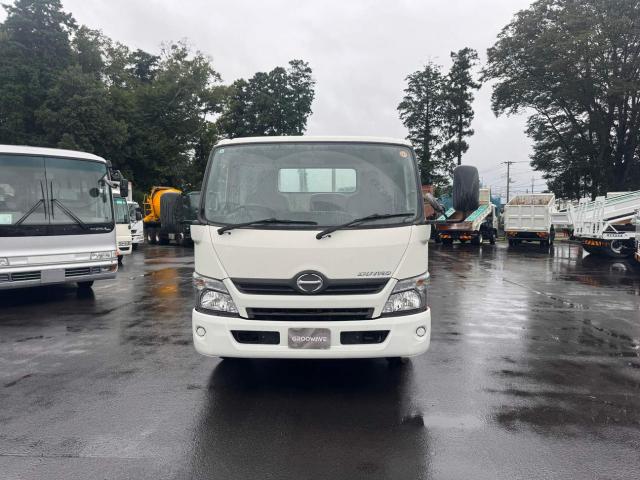 Hino Dutro 7
