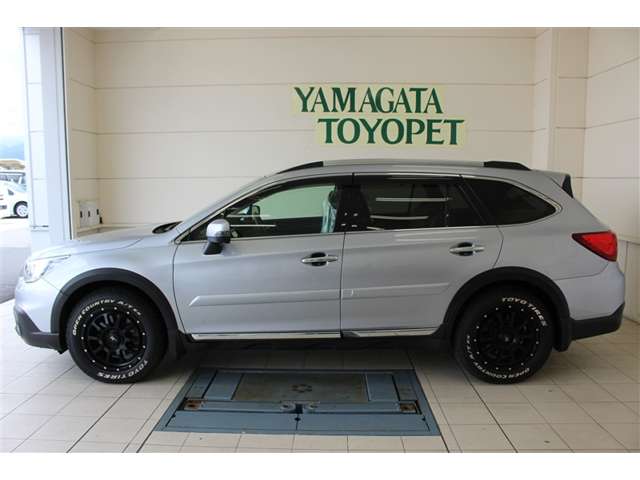 Subaru Legacy Outback 2