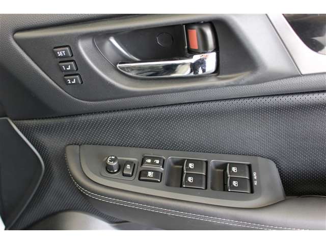Subaru Legacy Outback 5