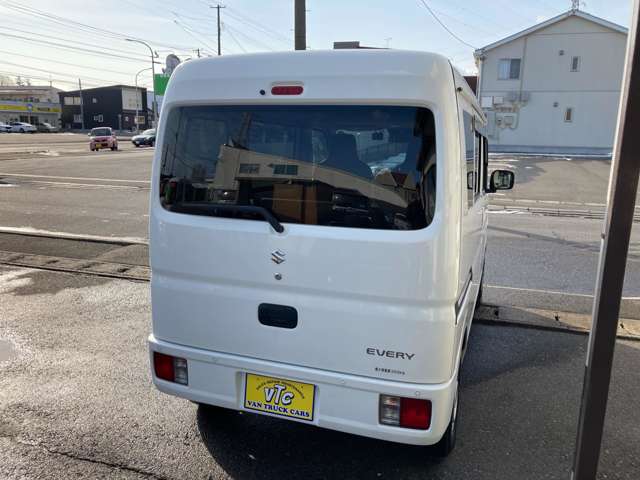 Suzuki Every 11