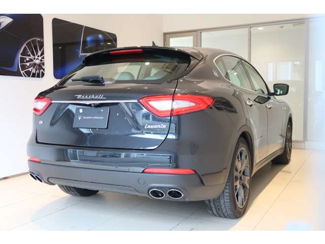 Maserati Levante 3