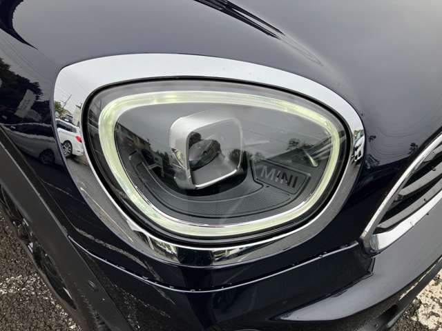 MINI Crossover 10