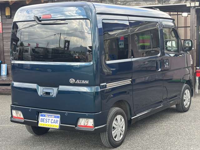 Daihatsu Atrai 7