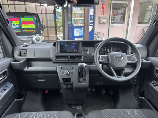 Daihatsu Atrai 11