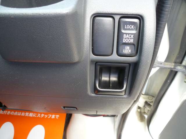 Daihatsu Hijet Cargo 10