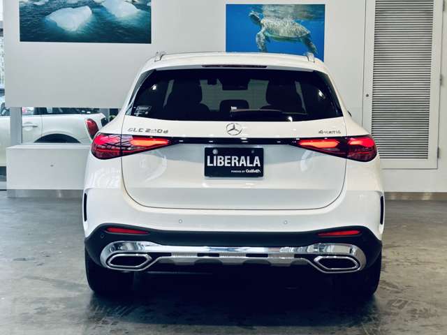 Mercedes-Benz GLC 11