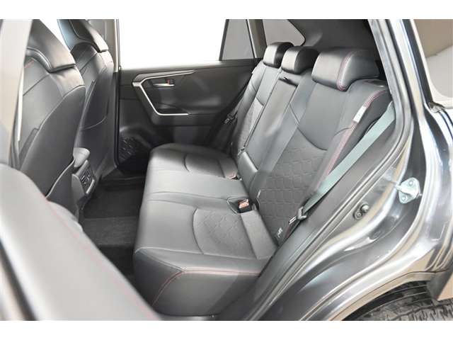 Toyota RAV4 12