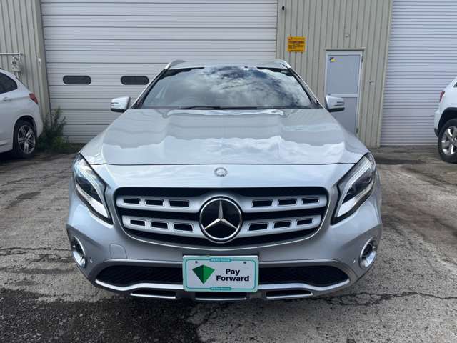 Mercedes-Benz GLA-Class 6