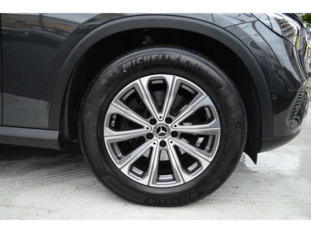 Mercedes-Benz GLC 11