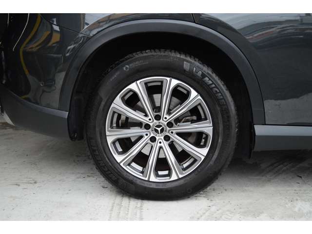 Mercedes-Benz GLC 10