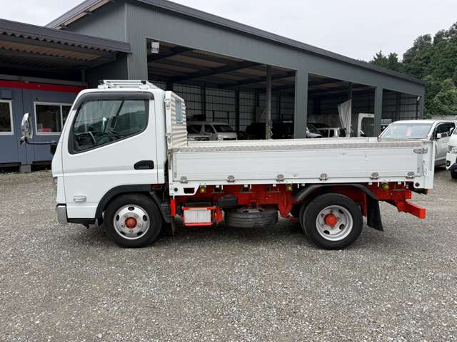 Mitsubishi Fuso Canter 4