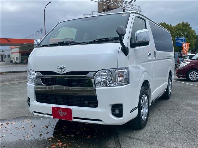 Toyota Hiace Van 2