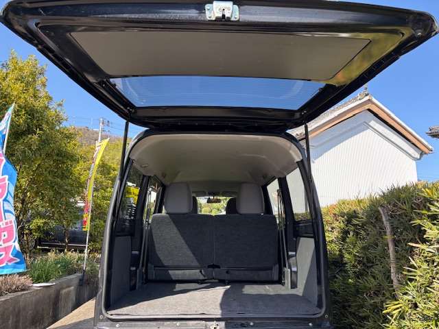Nissan NV100 Clipper 12
