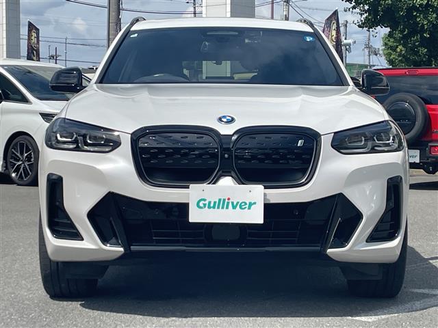 BMW iX3 6