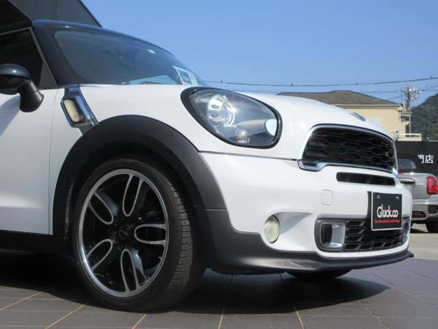 MINI Paceman 5
