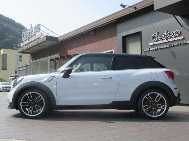 MINI Paceman 7