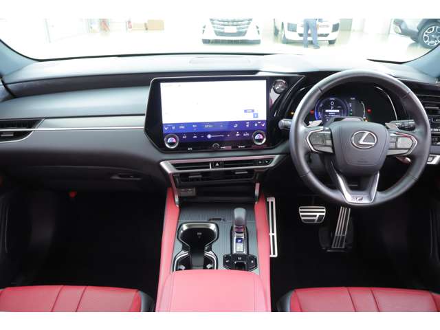 Lexus RX 6