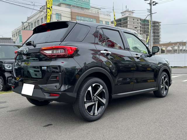 Toyota Raize 9