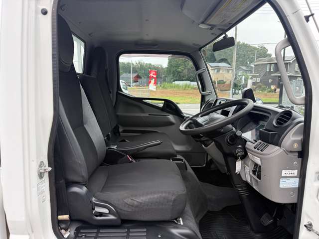 Mitsubishi Fuso Canter 12
