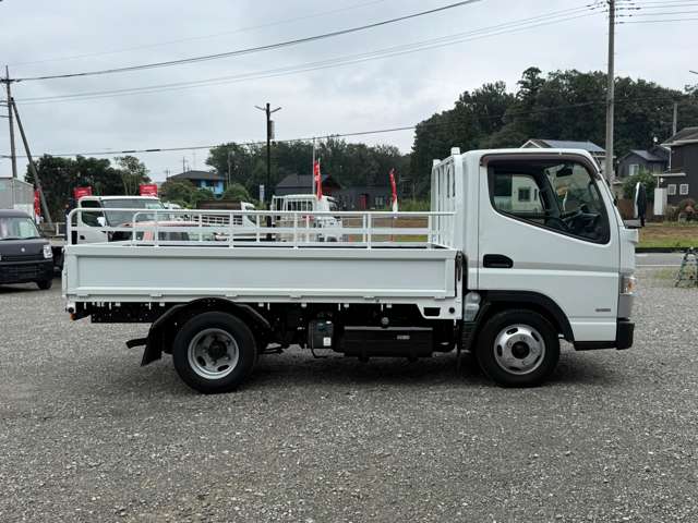 Mitsubishi Fuso Canter 4
