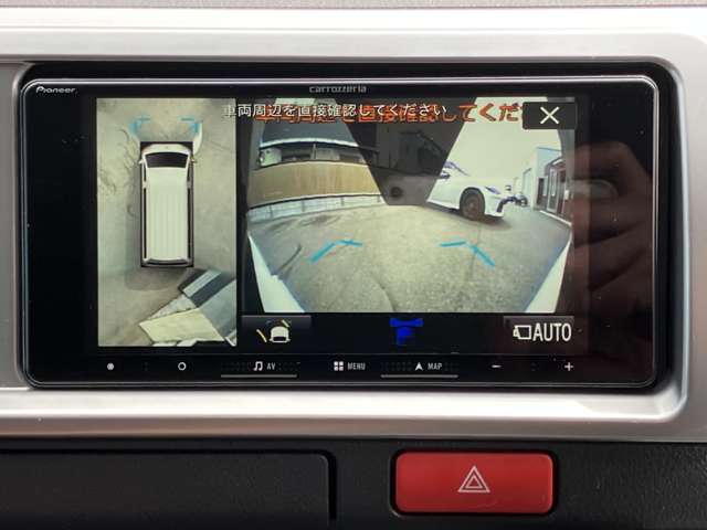 Toyota Hiace 4