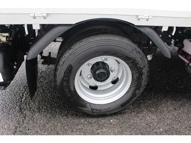Mitsubishi Fuso Canter 8