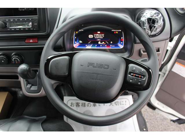 Mitsubishi Fuso Canter 10