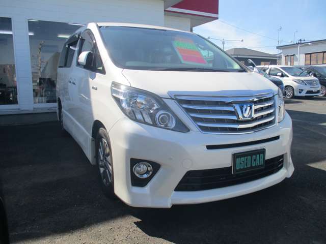 Toyota Alphard Hybrid 2