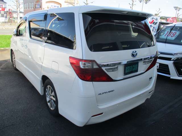 Toyota Alphard Hybrid 4