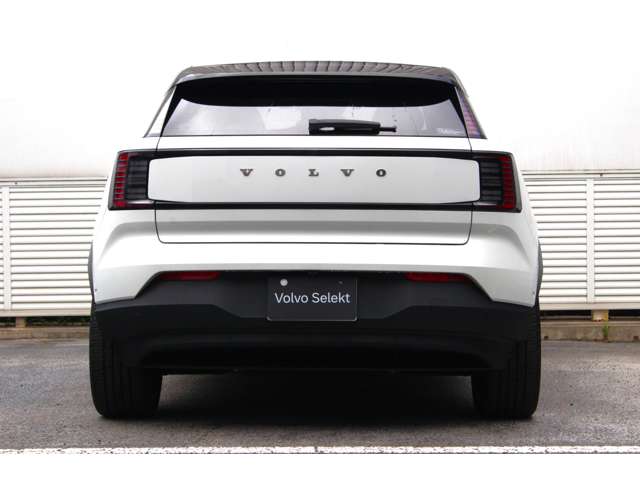 Volvo EX30 5