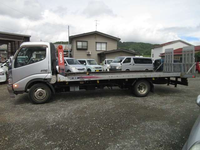 Hino Dutro 7