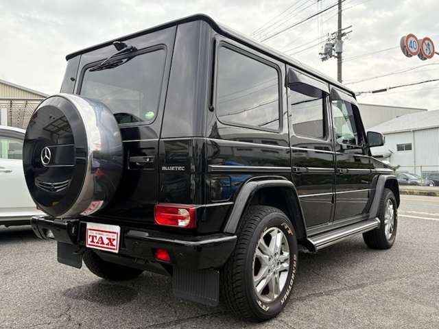 Mercedes-Benz G-Class 2