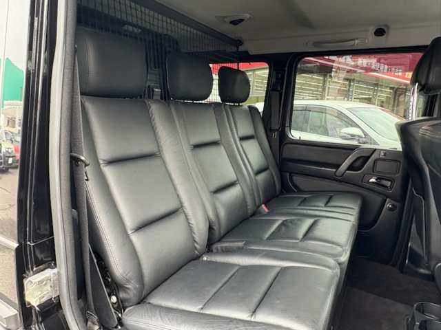 Mercedes-Benz G-Class 10