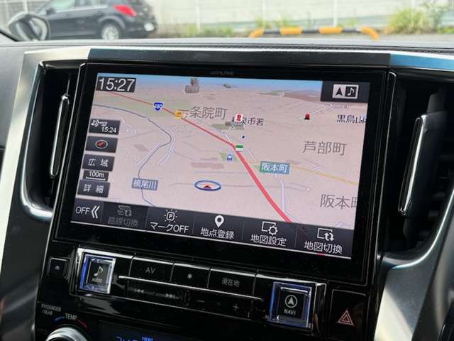 Toyota Vellfire 4