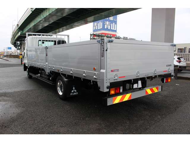 Mitsubishi Fuso Fighter 4