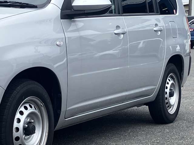 Toyota Probox Van 9