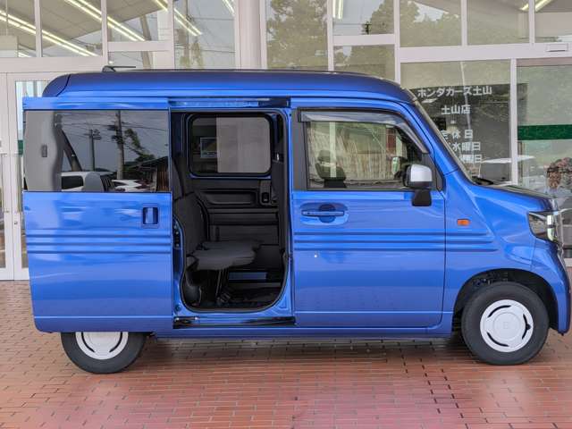 Honda N-VAN 10