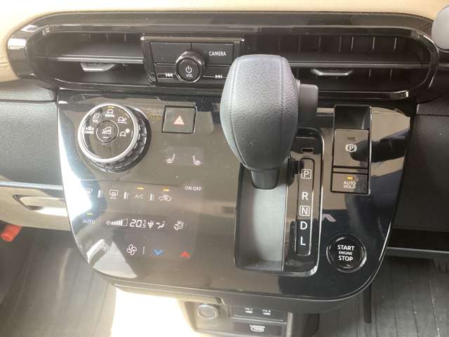 Mitsubishi Delica Mini 6