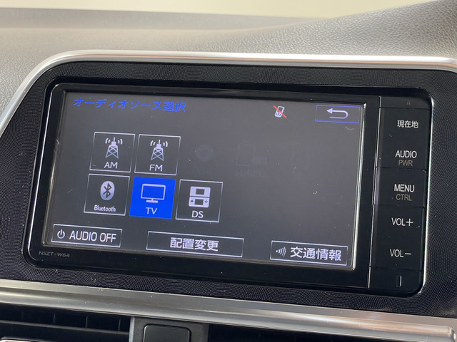Toyota Sienta 6