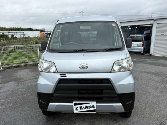 Daihatsu Hijet Cargo 9