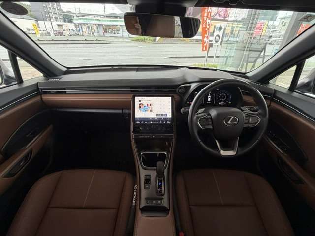 Lexus LBX 6