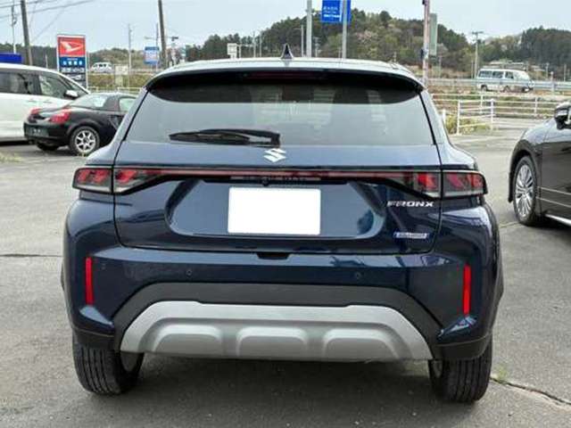 Suzuki Fronx 5